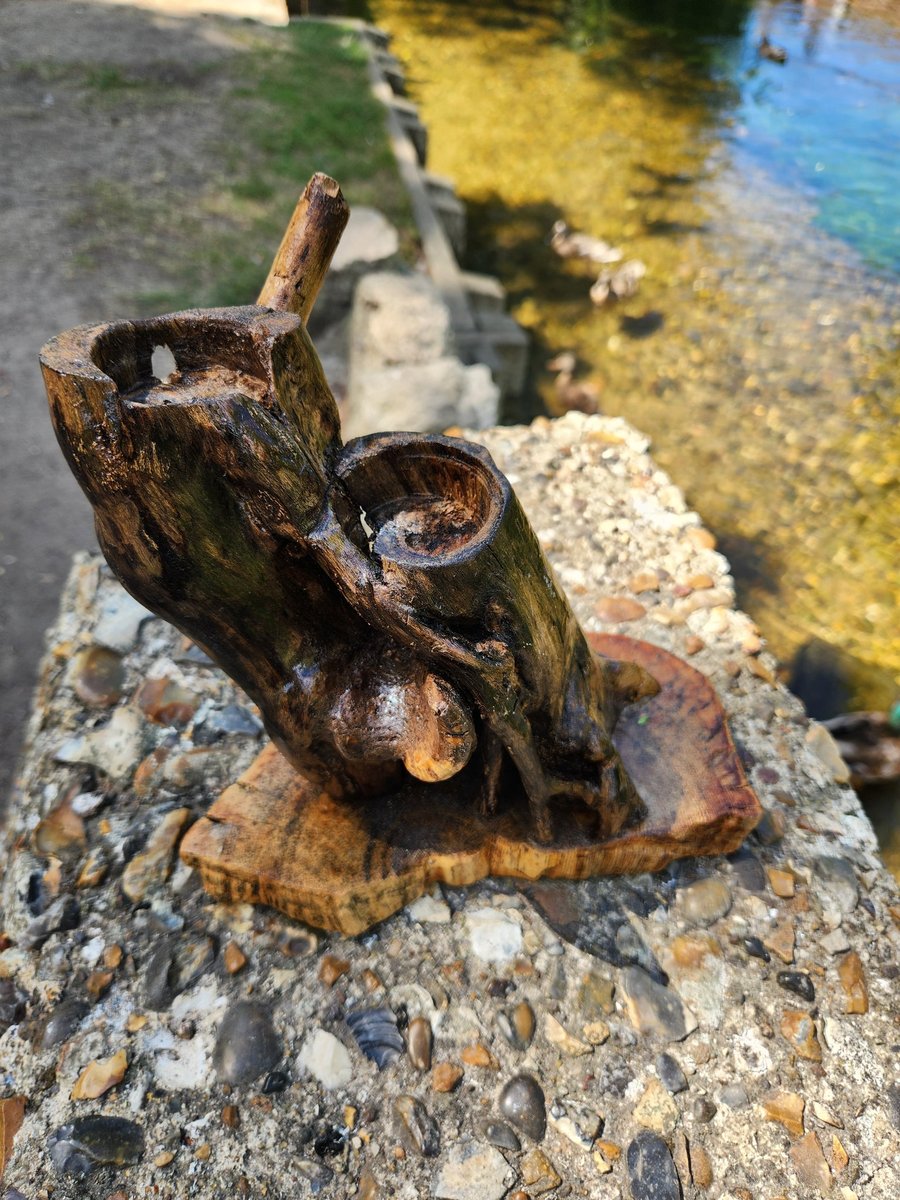 Tea light holder