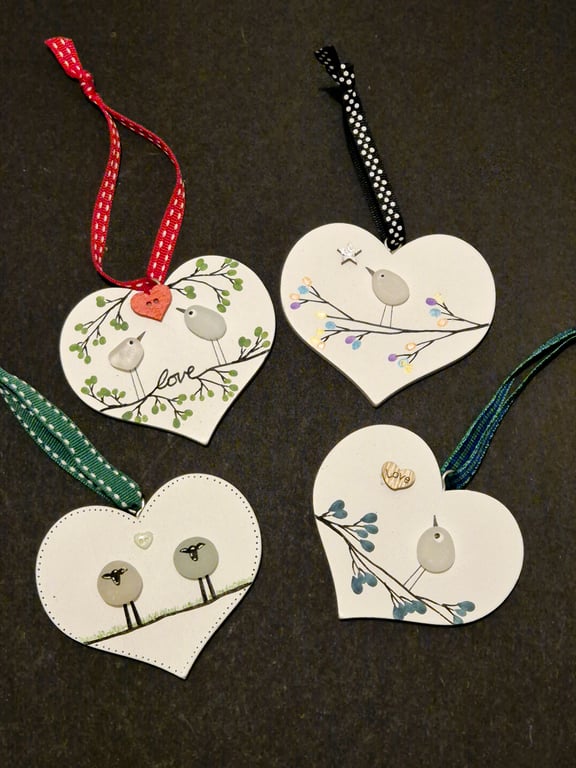 Set of 4 handmade hanging wood hearts with seaham seaglass birds love gift 