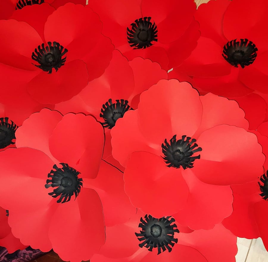 CHARITY ALERT! Poppy fundraiser: 15" Billy window poppy