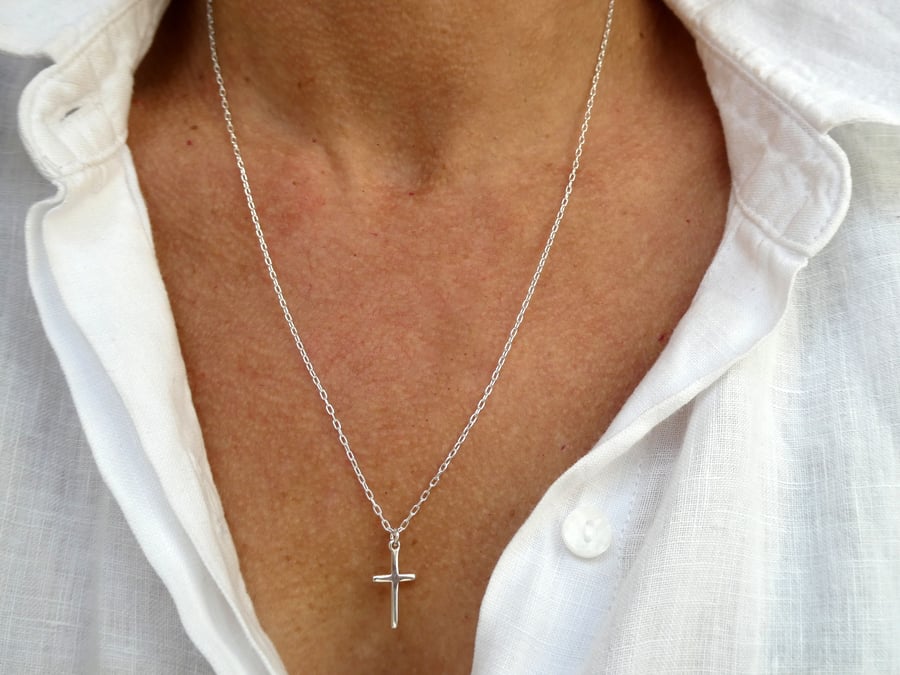 Sterling silver cross necklace