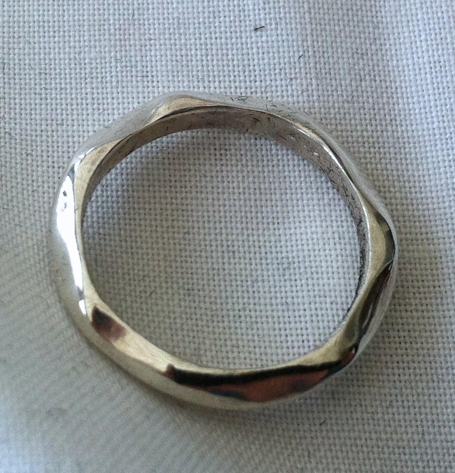 Sterlilng Silver 'Sand Ripple' Ring 