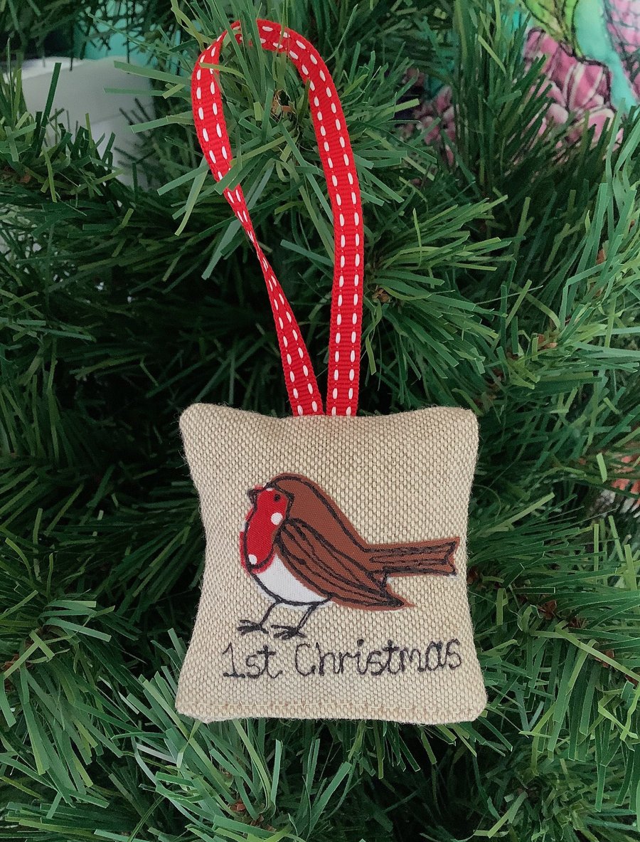 Robin Personalised Tree Hanger with Optional Lavender Scent - Choice of Wording 