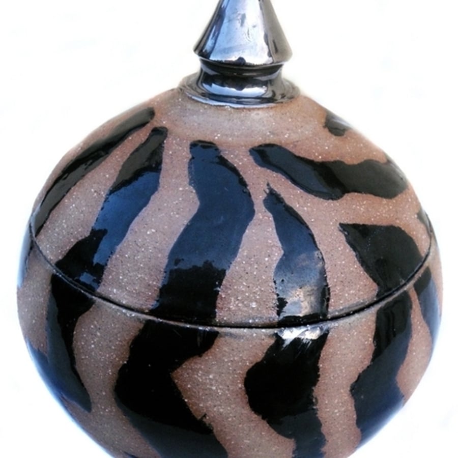 "Zebra" wheel-thrown ceramic stoneware lidded trinket pot.