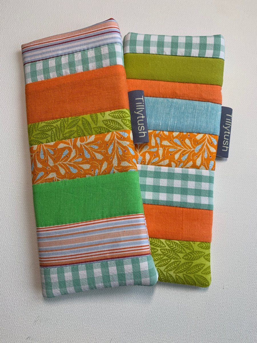 Quilted patchwork, padded glasses case