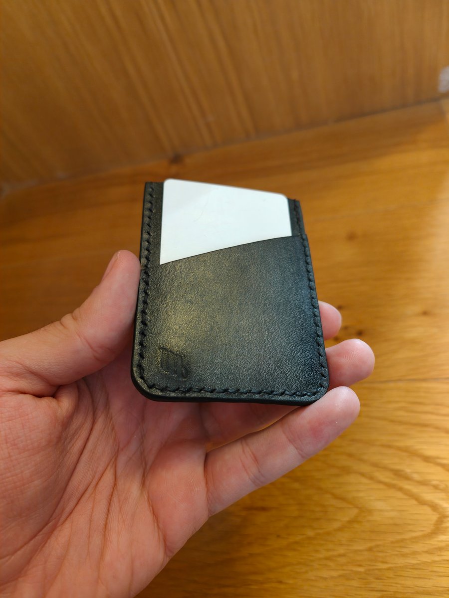 Hand Sewn Premium Minimalist Vertical Card Holder - Made in Britian