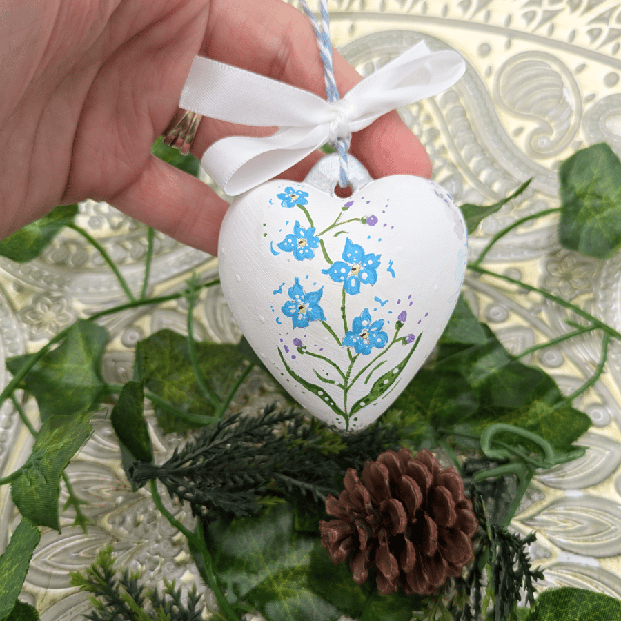Forget me not Christmas ceramic heart bauble 