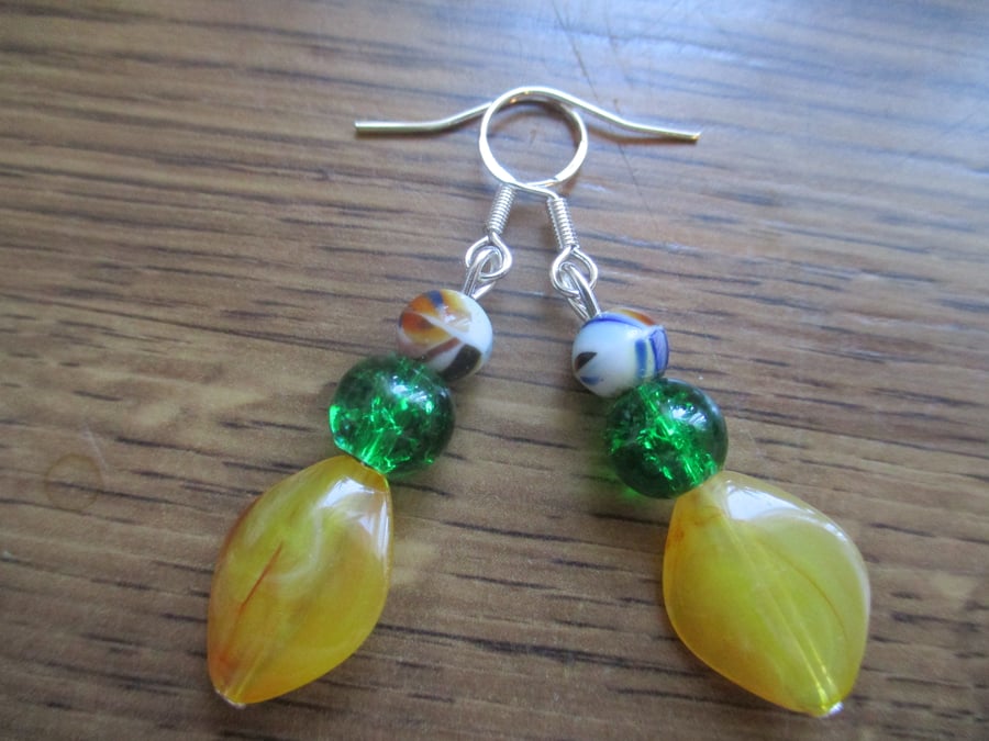 Wow Sweet Honey Yellow Color Green Glass Elegant Earrings