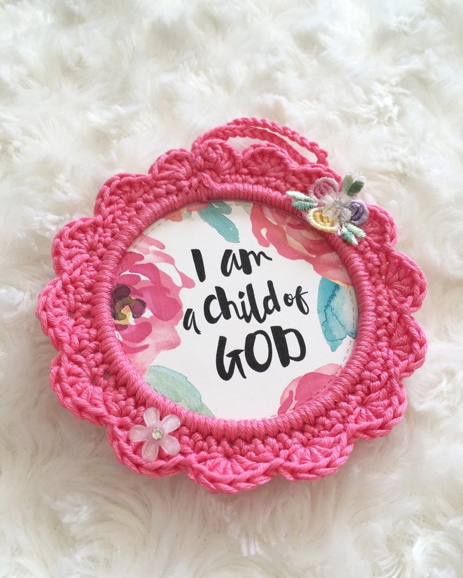 Crocheted scripture frame