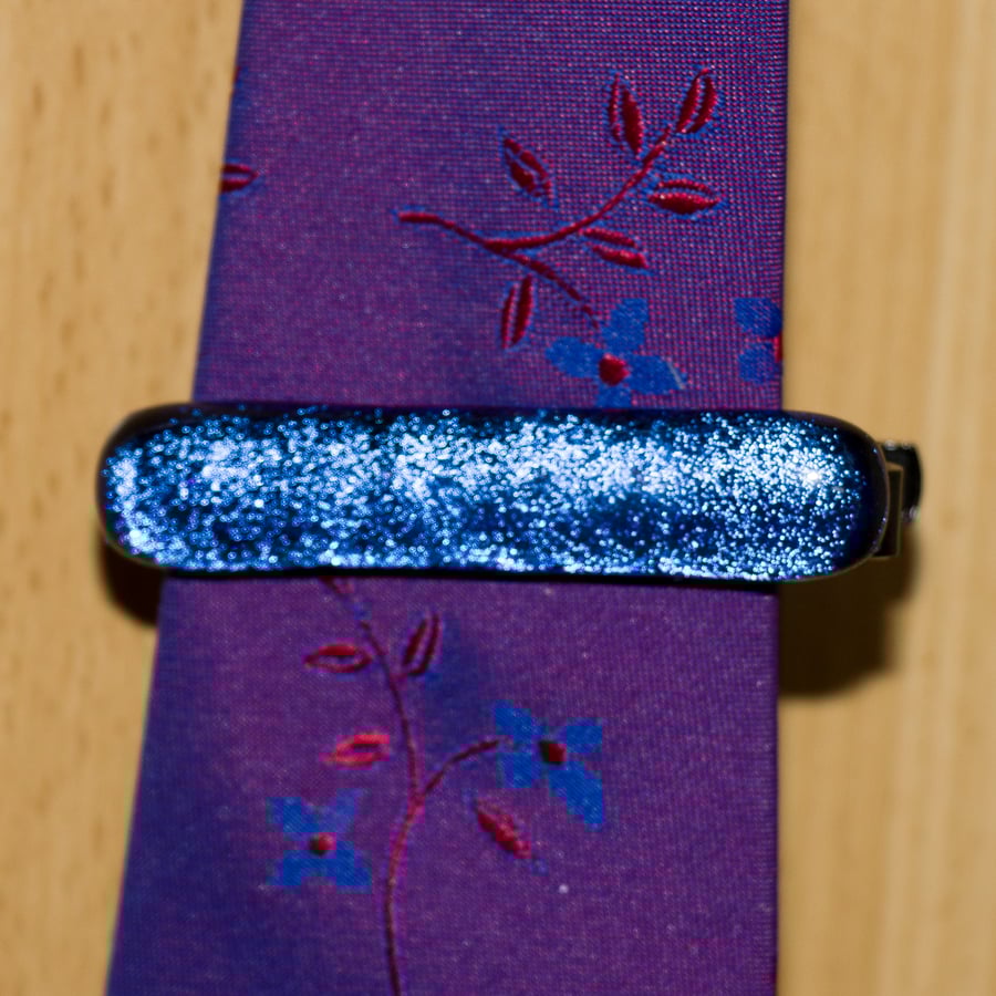 Sparkly Blue Glass Tie Clip - 4066