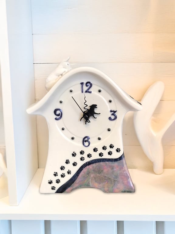 Bully in a Tuck Clock