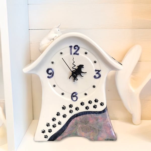 Bully in a Tuck Clock