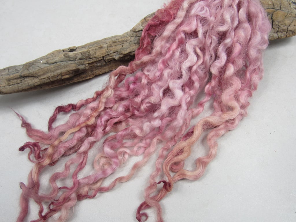 20g Naturally Dyed Light Pink Masham Locks
