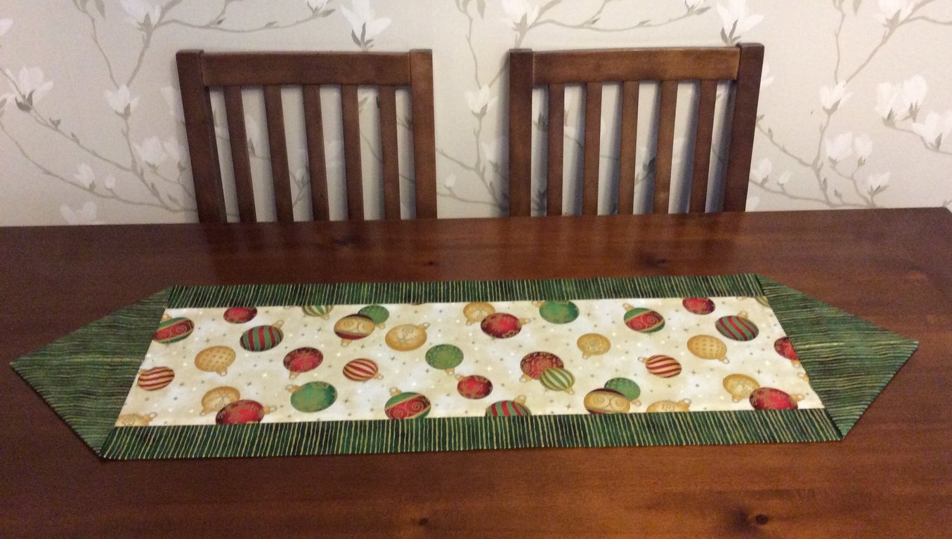 Sparkly Christmas   Flourish Bauble Table runner 12” x 42”, green.