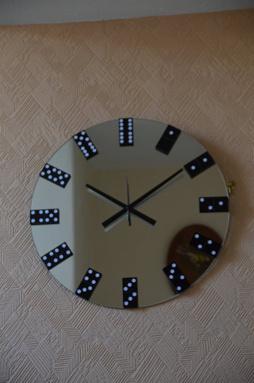 Domino Mirror Clock