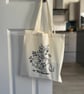 Illustrated “Life’s Better In The Garden” Printed Tote Bag  - Image 9