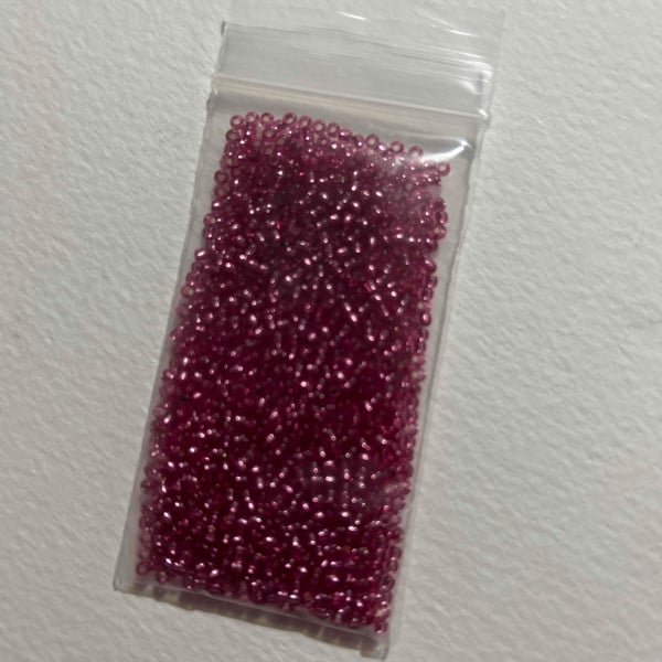 Seed beads for jewellery making (b38)