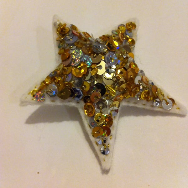 Made with Love -Glitz super sequin sparkle star art pin brooch - Gold.Silver