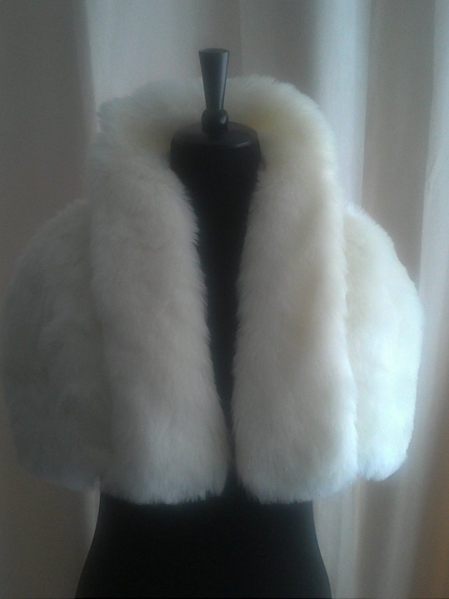 Luxurious Faux Fur Clutch Capelet Cover up