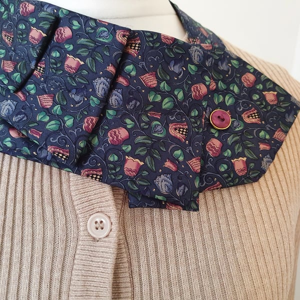 detachable collar, upcycled liberty necktie, statement accessories, quirky bib n