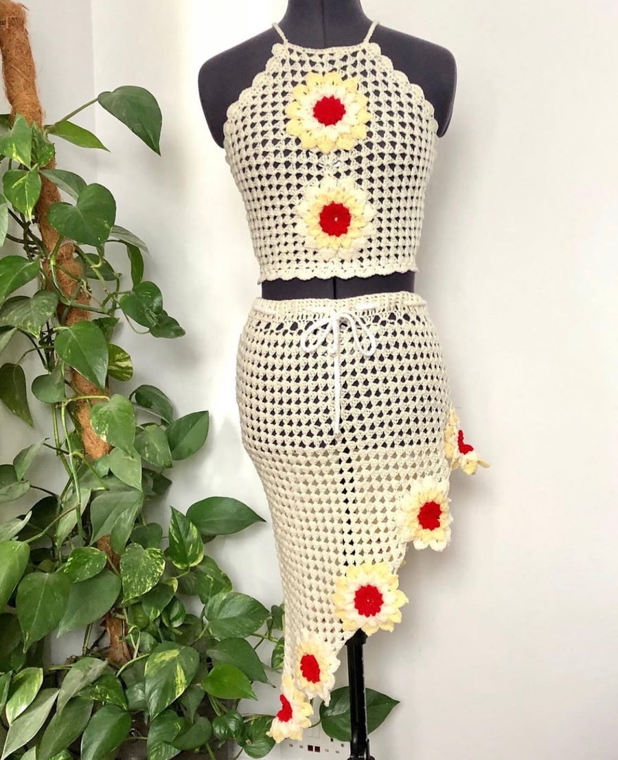 Floral crochet halter top and skirt set. Yellow. Red. Cream. Size 6. Handmade.