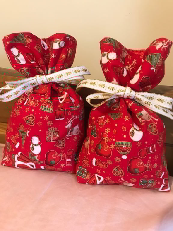 Luxury Lined Fabric Christmas Gift Bags Reusable Wrapping 25 x 15cms