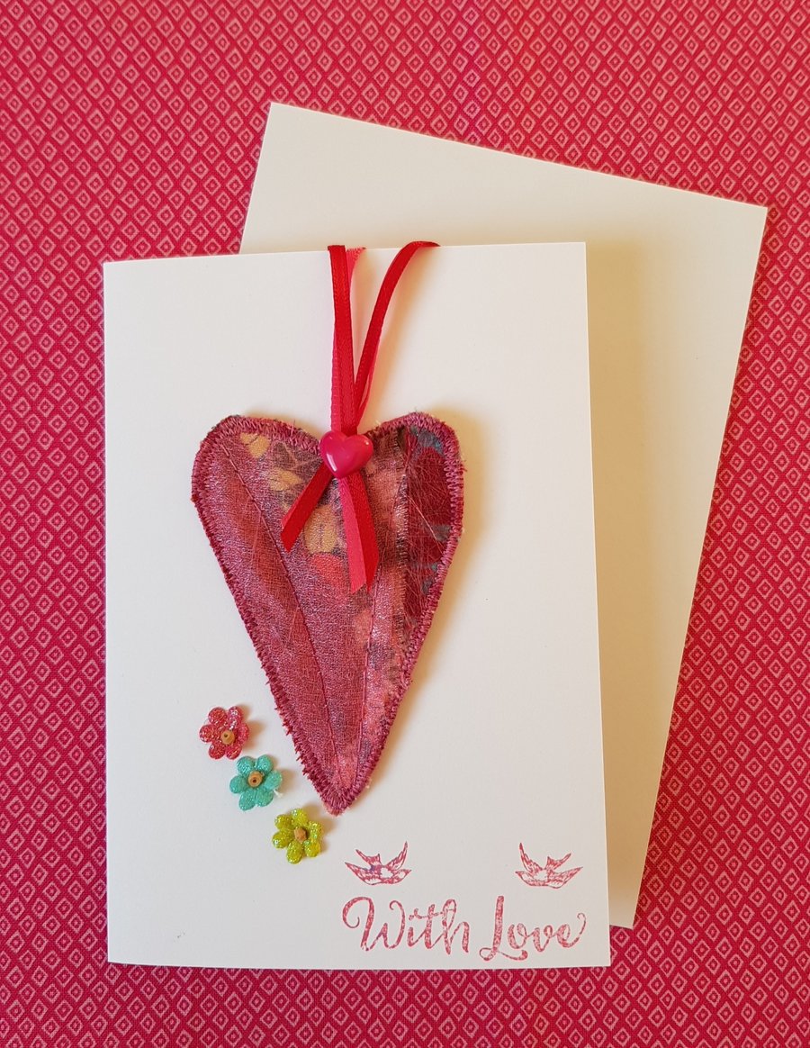 Textile heart decoration in a card: with organza layer