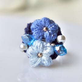 Microcrochet Blue Florals Opening Ring