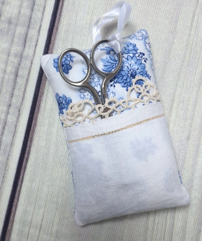  Vintage Fabric Pin Cushion & Scissors 