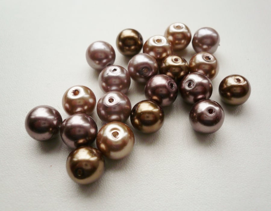 20 Chocolate Coloured Glass Pearl Beads
