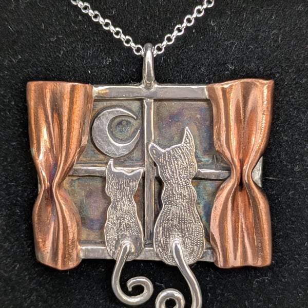 Cats pendant, Cats in a Window pendant, Cat necklace 