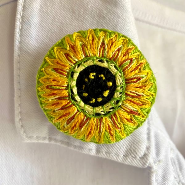 Radiant sunflower brooch