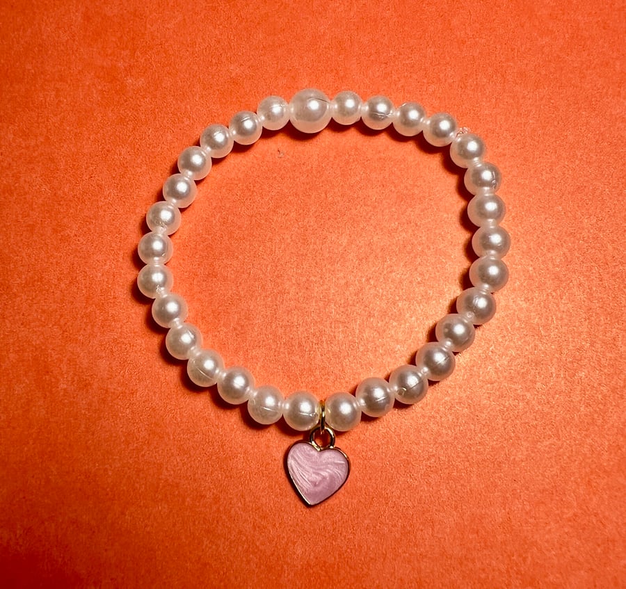 Pink Heart Faux Pearl Elasticated Bracelet