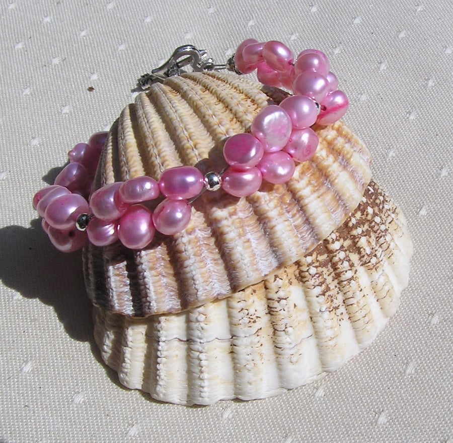 Pink Freshwater Pearl Beaded Bracelet "Pink Shimmer" 