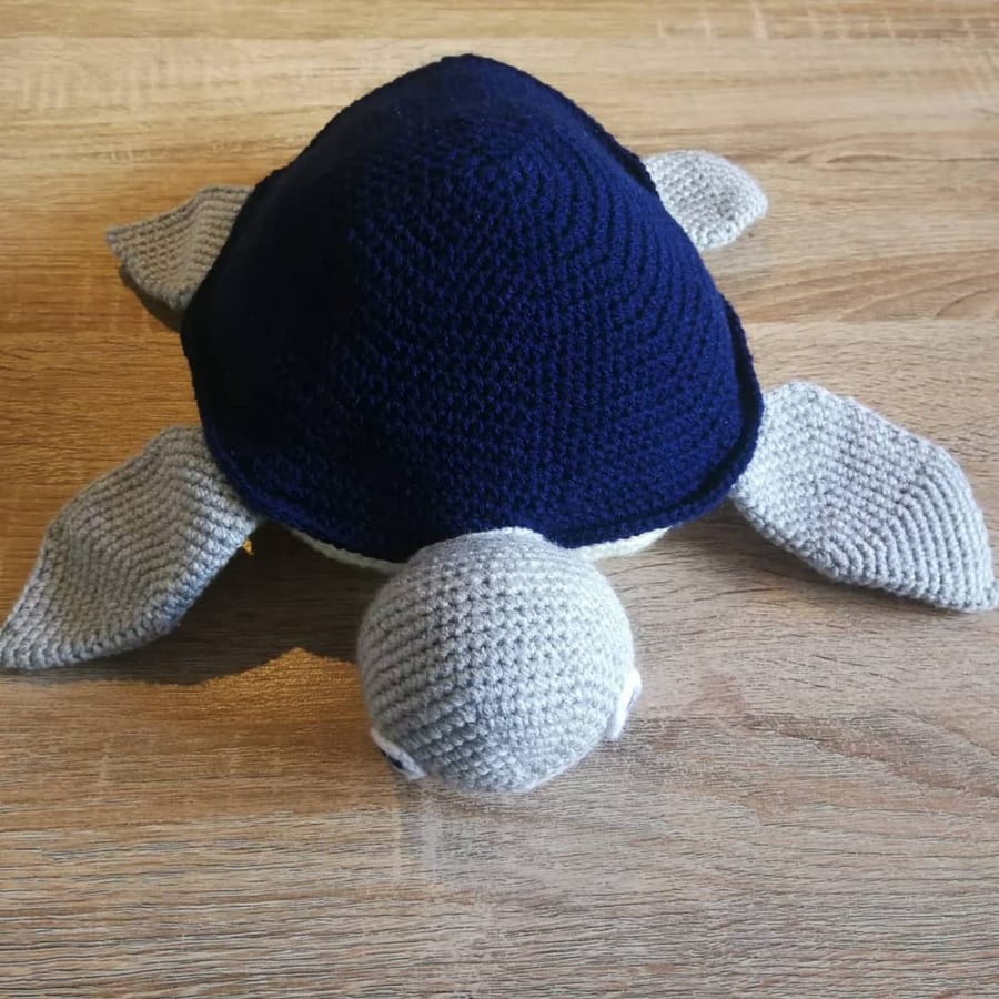 Crochet Pyjamas Holder Turtle
