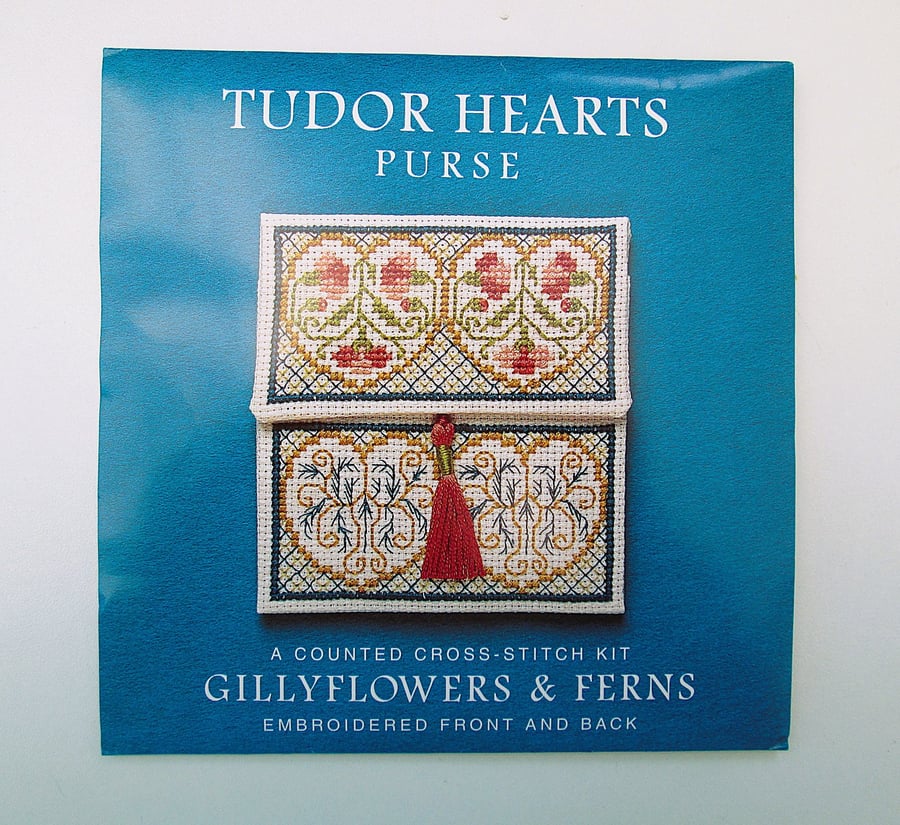 Tudor hearts purse cross stitch kit