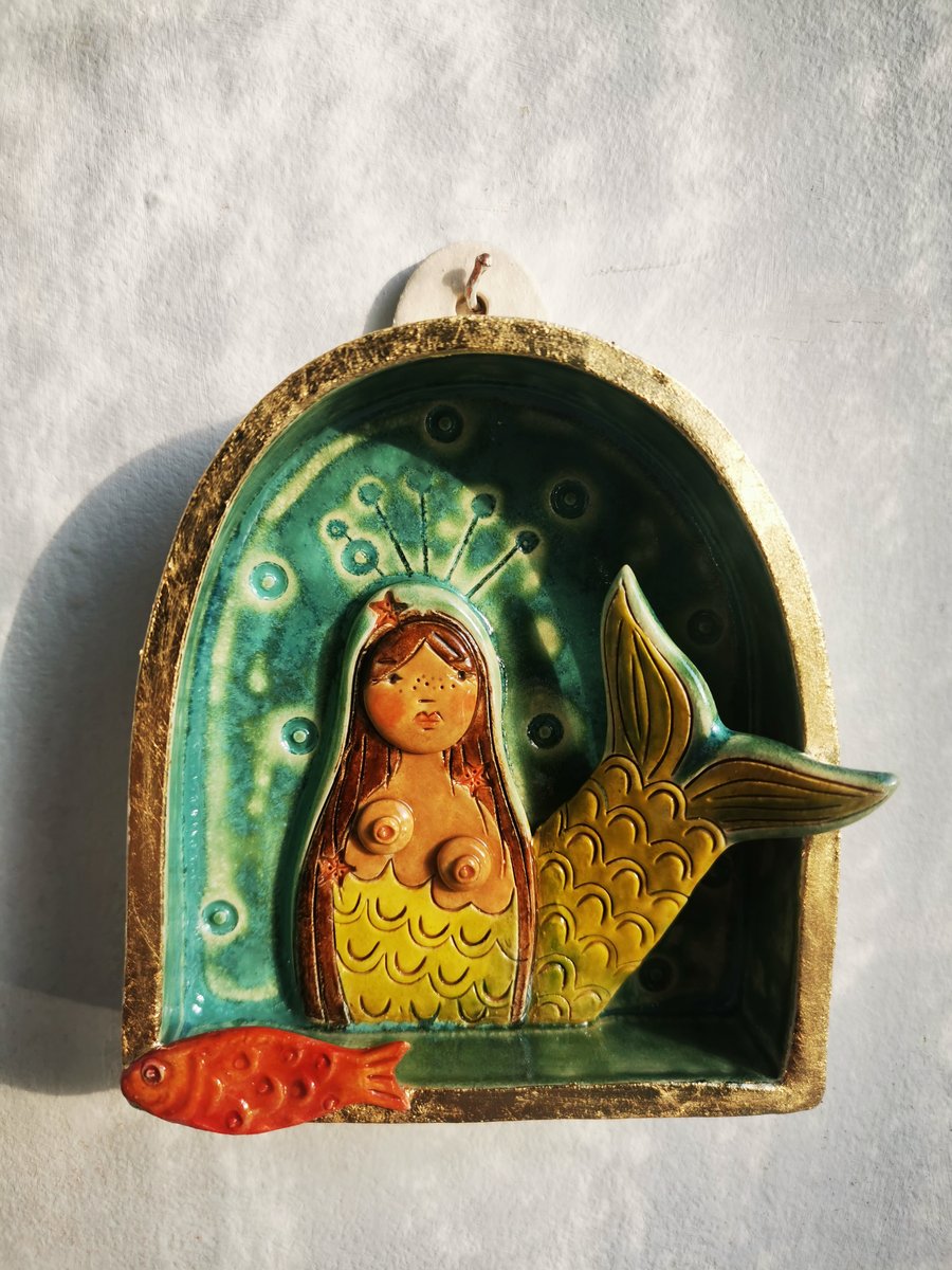 Mermaid cove ceramic wall shrine-mermaid with starfish