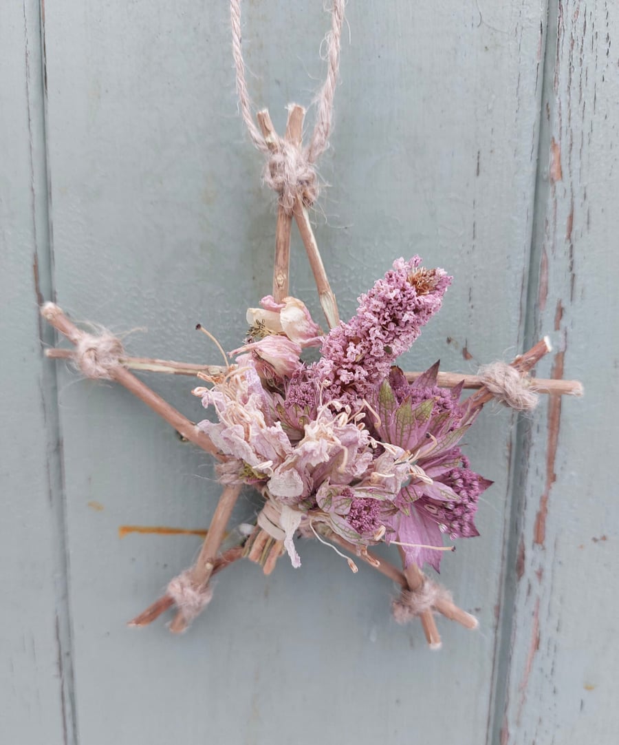 Pink Dried Flower Star. Handmade. 12x12cm