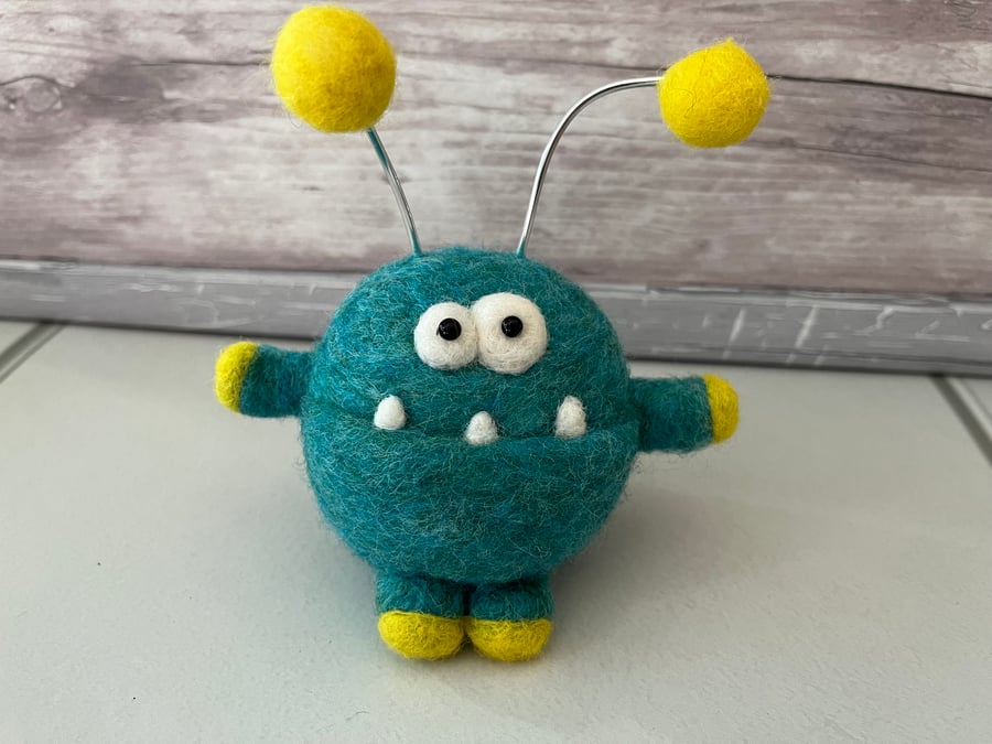 Needle Felted Blue and Yellow Monster (13cm tall)