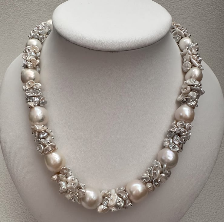 Chunky pearl statement necklace on sale