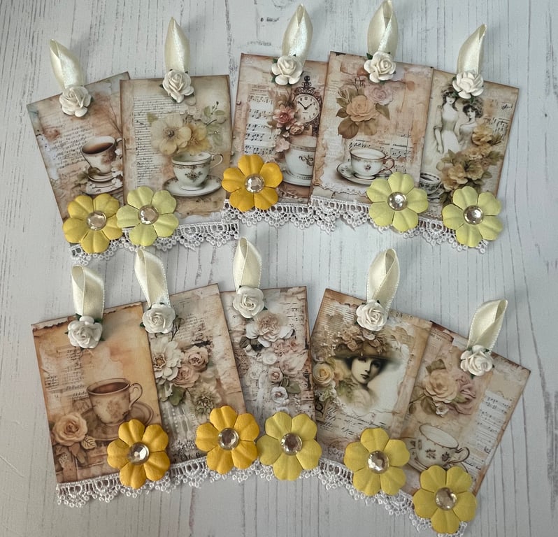 Tea Room - Tag set of 10. Shabby Chic Tea Party by Carolee Crafts PB3 - 0021