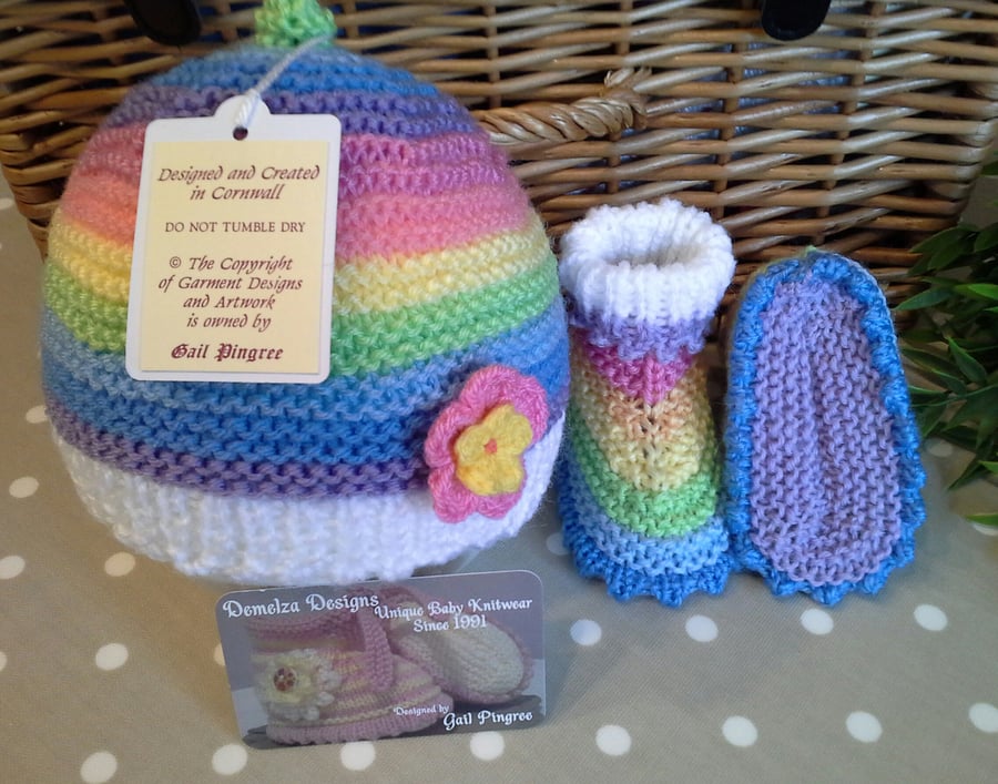 Baby Girl's Pastel Rainbow Hat & Bootie Gift Set 0-6 months size