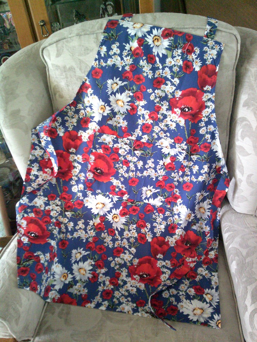 Poppies and Daisies Adult Apron