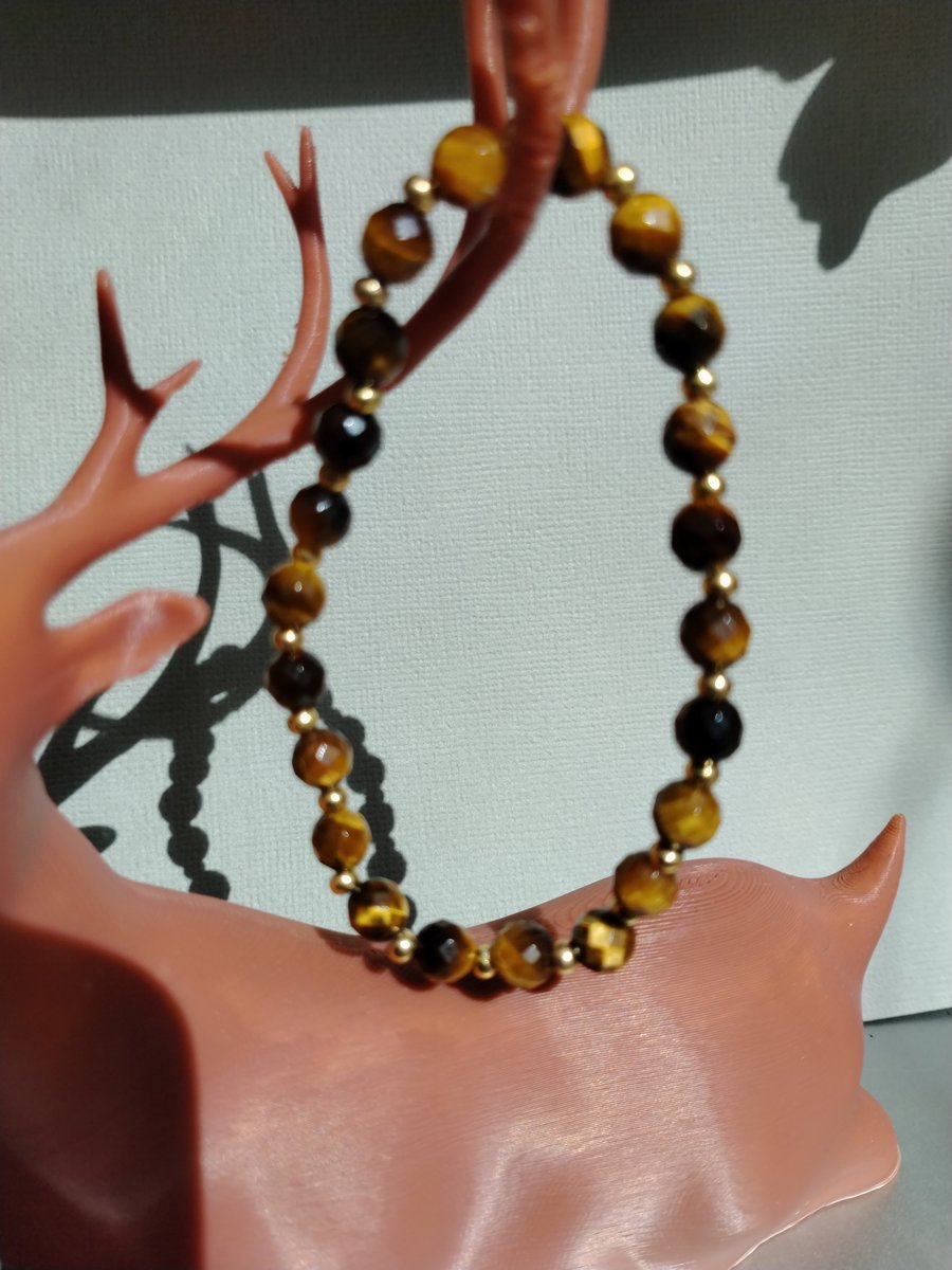 Faceted Tigers Eye stretch bracelet