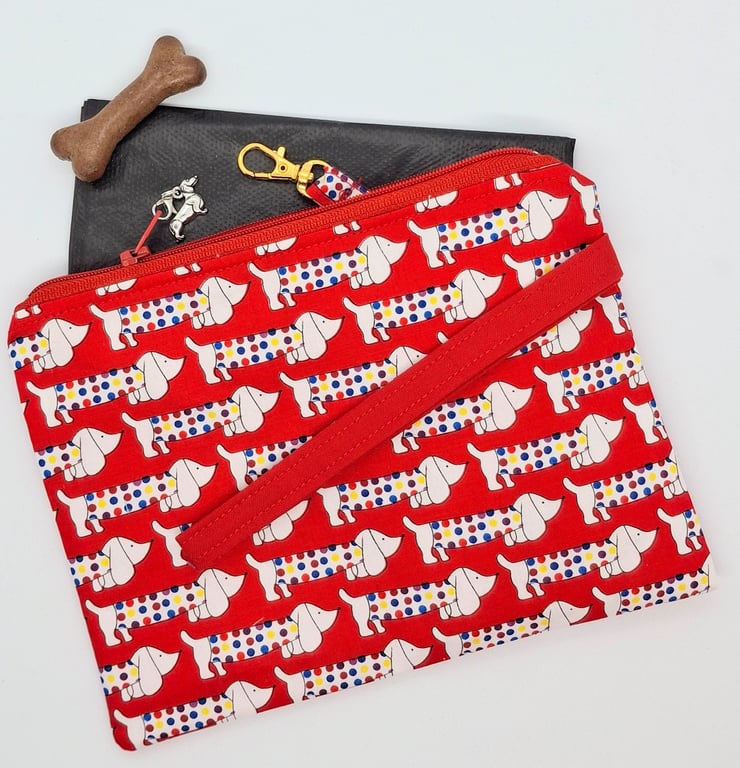 Carnival Dachshund zipped pouch 387H