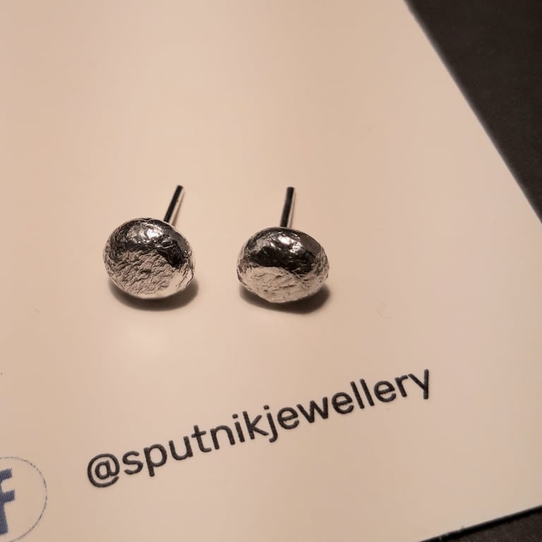 Silver Flat Pebble Studs