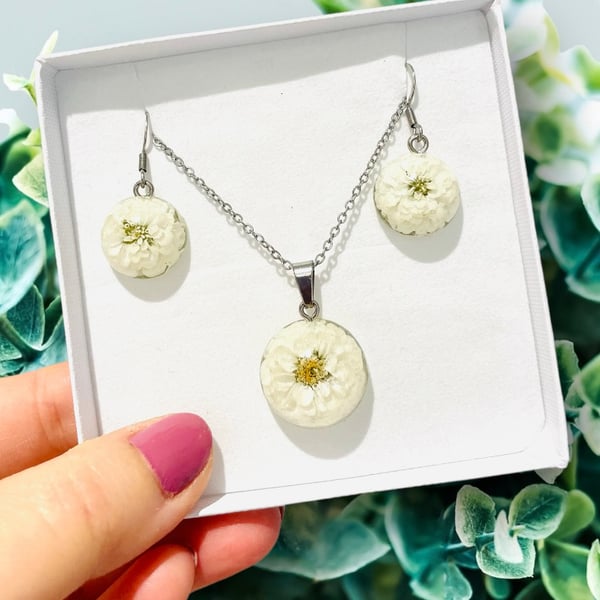 White flower domed necklace, real flower jewellery