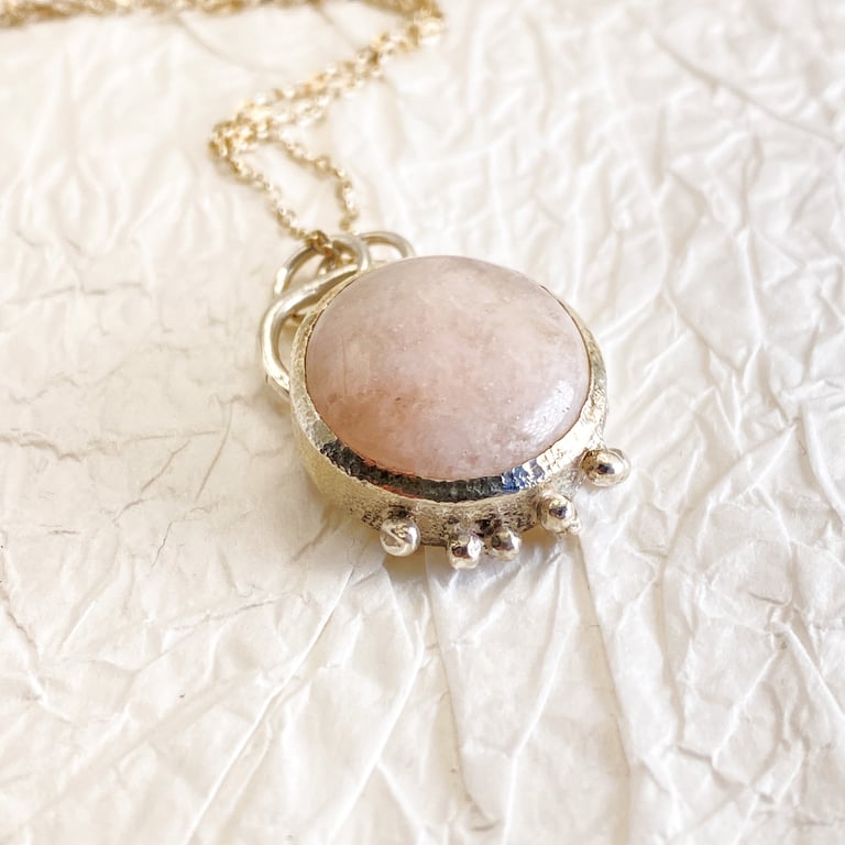 Morganite Silver Textured Pendant Necklace 