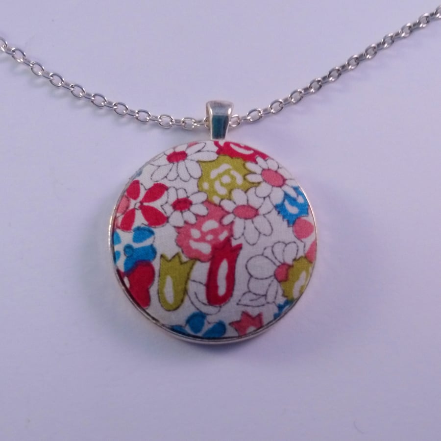 38mm Floral Design Fabric Covered Button Pendant