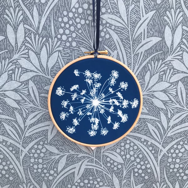  Botanical Cyanotype Art in a Hoop.