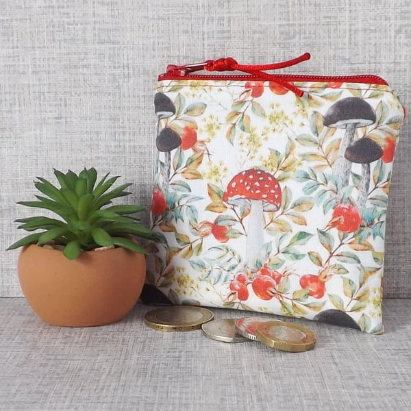 Coin purse, small purse, mushrooms, toadstools